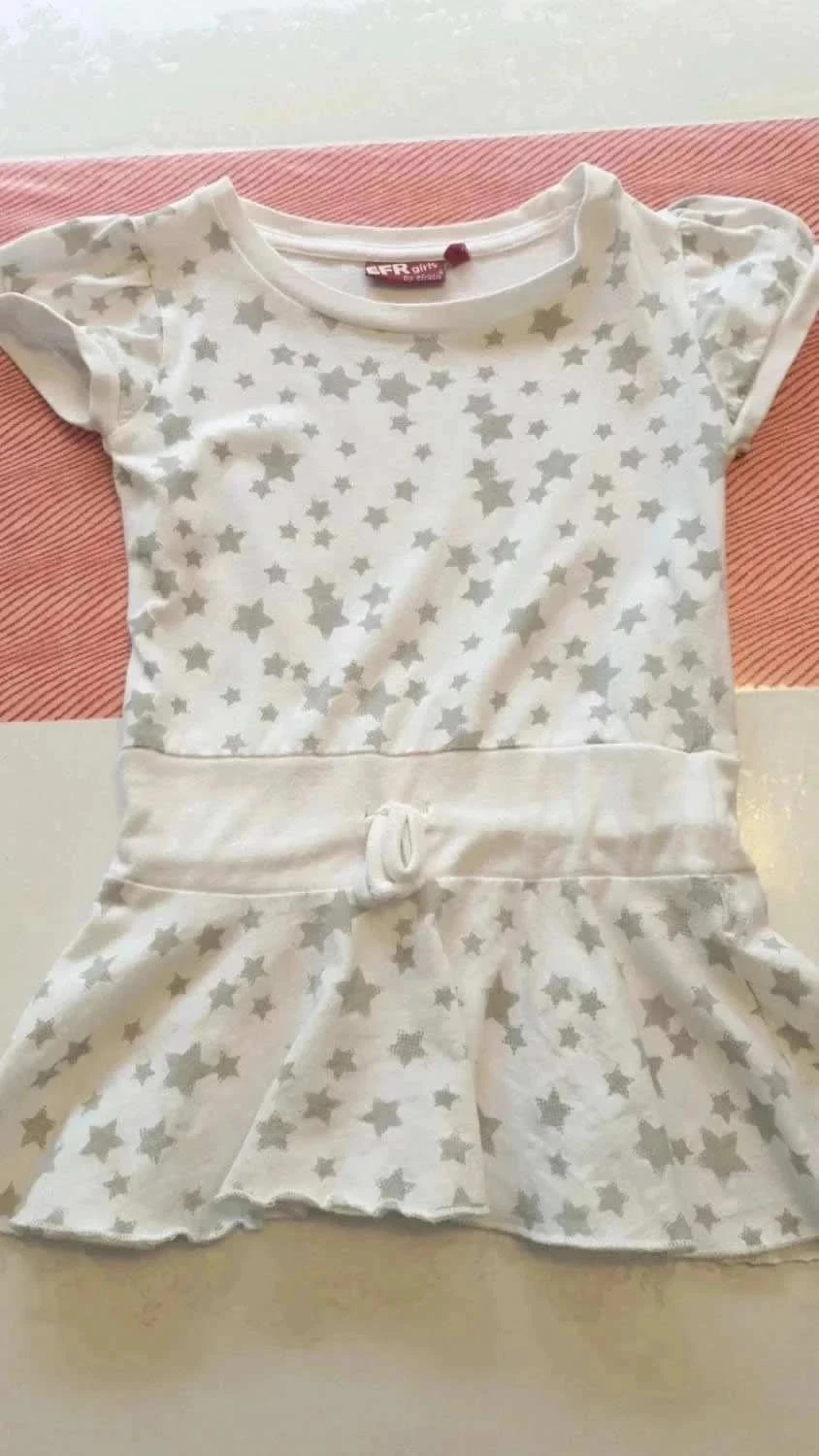 Witte gestippelde tuniek voor 5-jarigen – photo 3